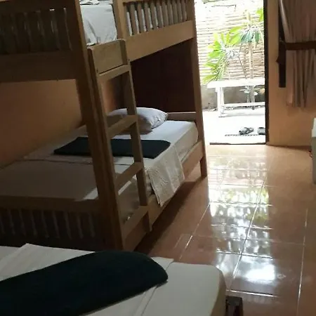 Fullesguesthouse Gili Trawangan Exterior photo