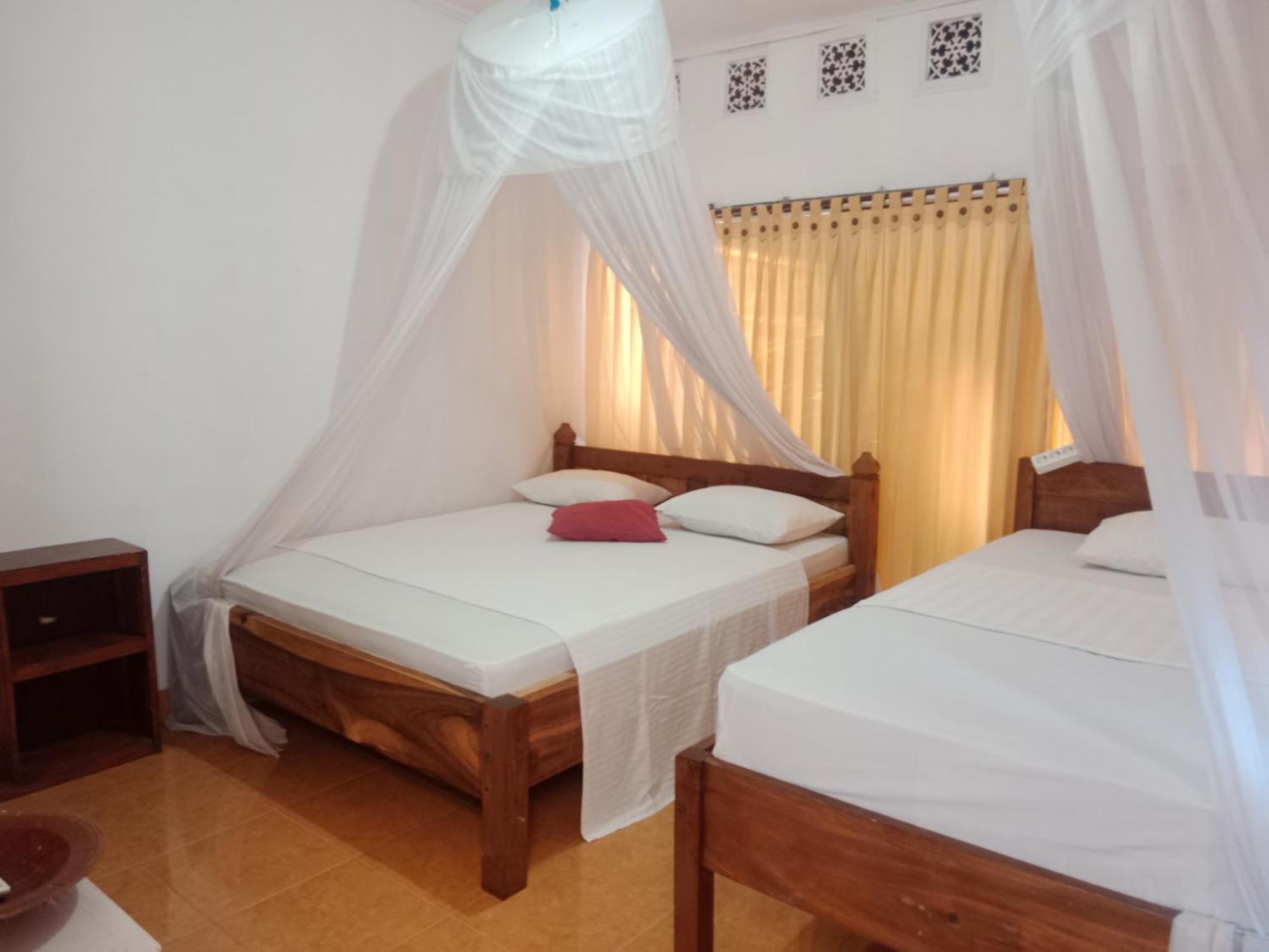 Fullesguesthouse लॉज Gili Trawangan