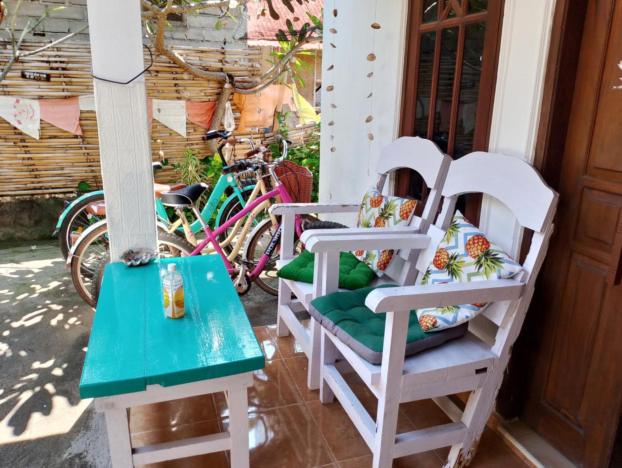 लॉज Fullesguesthouse Gili Trawangan